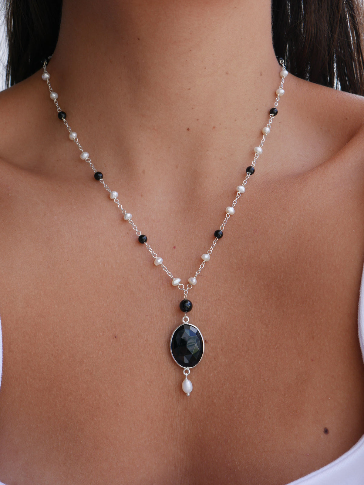 necklaces, jewelry, accessories, lariat necklaces, onyx necklaces, pearl necklaces, pearl jewelry, black jewelry, black accessories, nickel free jewelry, cool necklaces, cool jewelry, gift ideas, anniversary gift, wedding gift, graduation gift ideas , elegant jewelry, trending on tiktok and instagram, fine jewelry, pearl necklaces, .925 sterling silver, kesley boutique, statement necklaces, necklaces that wont turn green with water, anti tarnish jewelry