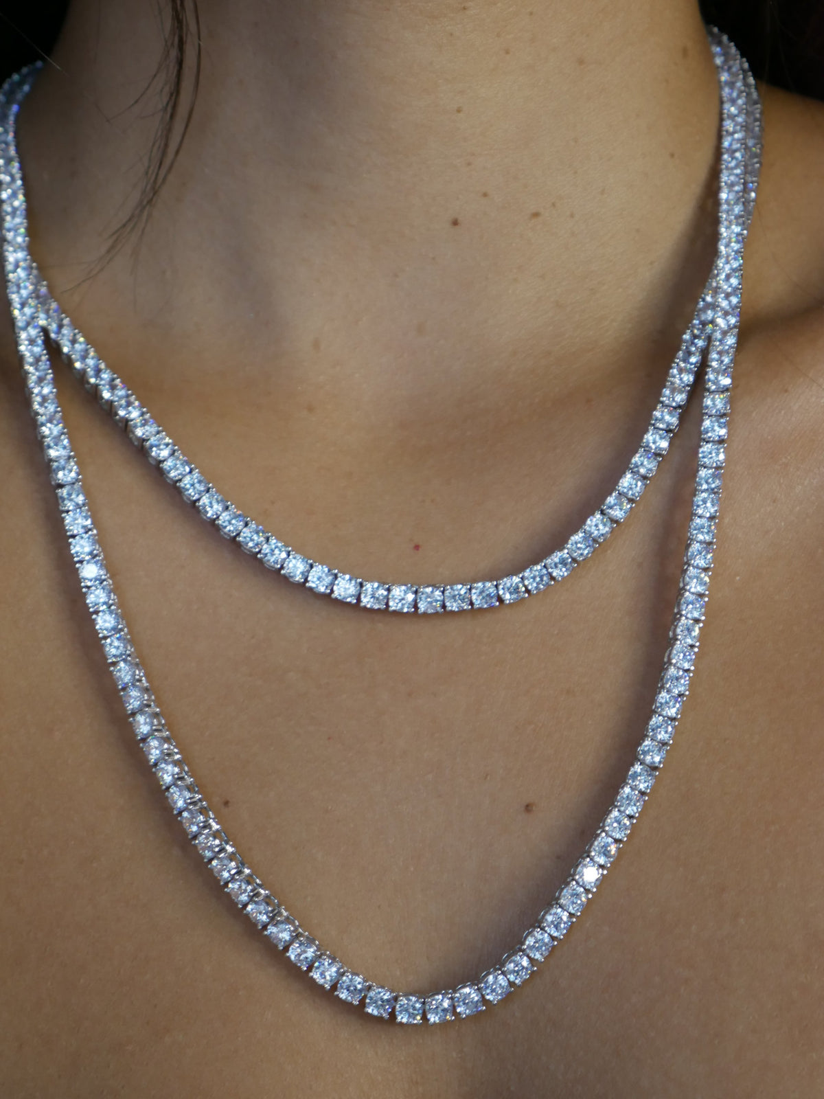 diamond necklaces, silver diamond necklace, 925, white gold,  necklaces with rhinestones, cubic zirconia jewelry, tennis necklaces, short diamond necklaces for men and women, trending on tiktok, nice jewelry, fine jewelry, cool jewelry, fashion jewelry, nickel free, waterproof, sexy jewelry