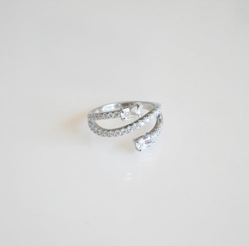 fashion ring with rhinestone or diamond cz cubic zirconia white gold .925 sterling silver ring. S ring. Stacked rings. designer inspired everyday rings. work rings. cute dainty and unique rings. gift ideas. waterproof jewelry wont turn green. Bridesmaids and wedding rings. vacation jewelry. Influencer style rings.Kesley Boutique